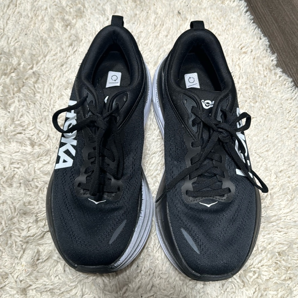 Hoka Bondi 8 size 8